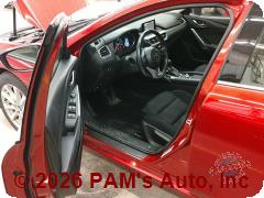 Vehicle photo 10