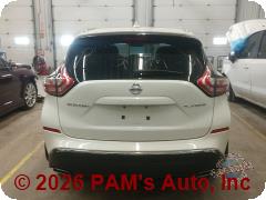 Vehicle photo 18