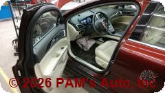 Vehicle photo 10