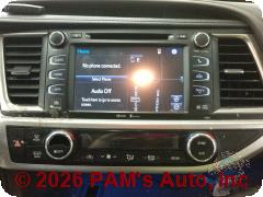 Vehicle photo 13