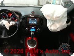 Vehicle photo 14