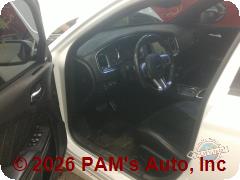 Vehicle photo 10