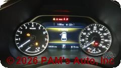 Vehicle photo 12