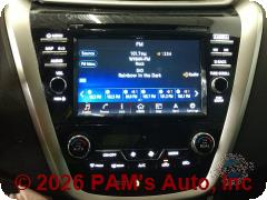 Vehicle photo 13