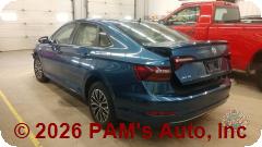 Vehicle photo 6