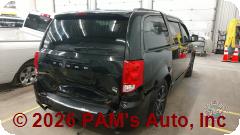 Vehicle photo 5