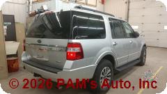 Vehicle photo 5