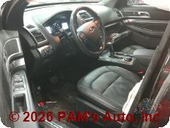 Vehicle photo 10
