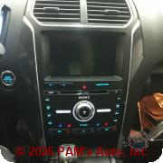 Vehicle photo 13