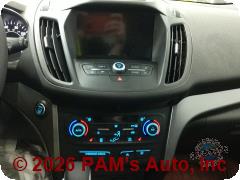 Vehicle photo 13