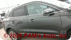Vehicle photo 3