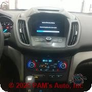 Vehicle photo 13