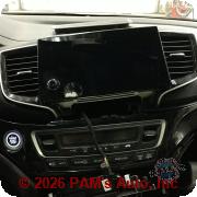 Vehicle photo 13
