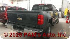 Vehicle photo 5