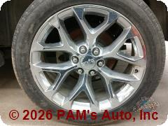 Vehicle photo 9