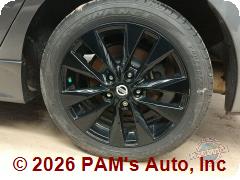 Vehicle photo 9