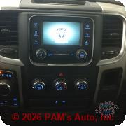Vehicle photo 13
