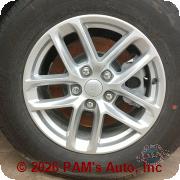 Vehicle photo 9