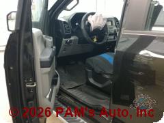 Vehicle photo 10