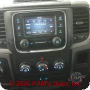 Vehicle photo 13