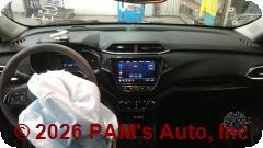 Vehicle photo 14