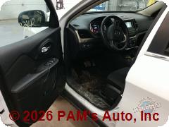 Vehicle photo 10