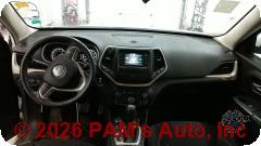 Vehicle photo 14