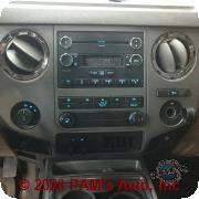 Vehicle photo 13