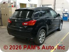 Vehicle photo 5