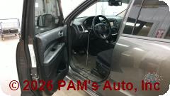 Vehicle photo 10