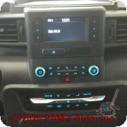 Vehicle photo 13