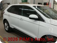 Vehicle photo 3
