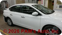 Vehicle photo 3