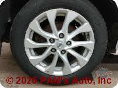 Vehicle photo 9