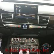 Vehicle photo 13