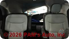 Vehicle photo 11
