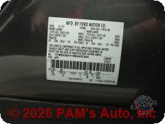 Vehicle photo 16