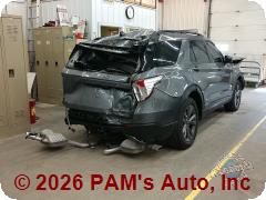 Vehicle photo 5