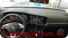 Vehicle photo 14