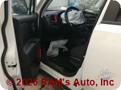 Vehicle photo 10