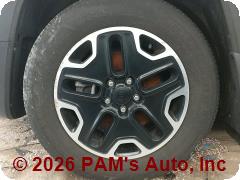 Vehicle photo 9
