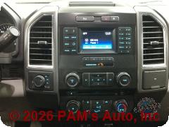 Vehicle photo 13