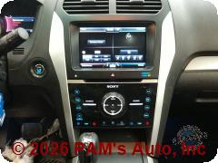 Vehicle photo 13