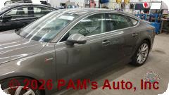 Vehicle photo 7