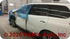 Vehicle photo 7