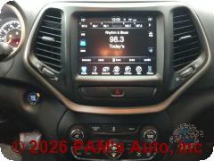 Vehicle photo 13