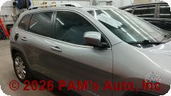 Vehicle photo 3