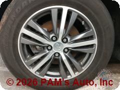 Vehicle photo 9