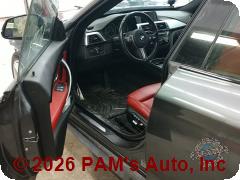 Vehicle photo 10