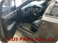 Vehicle photo 10